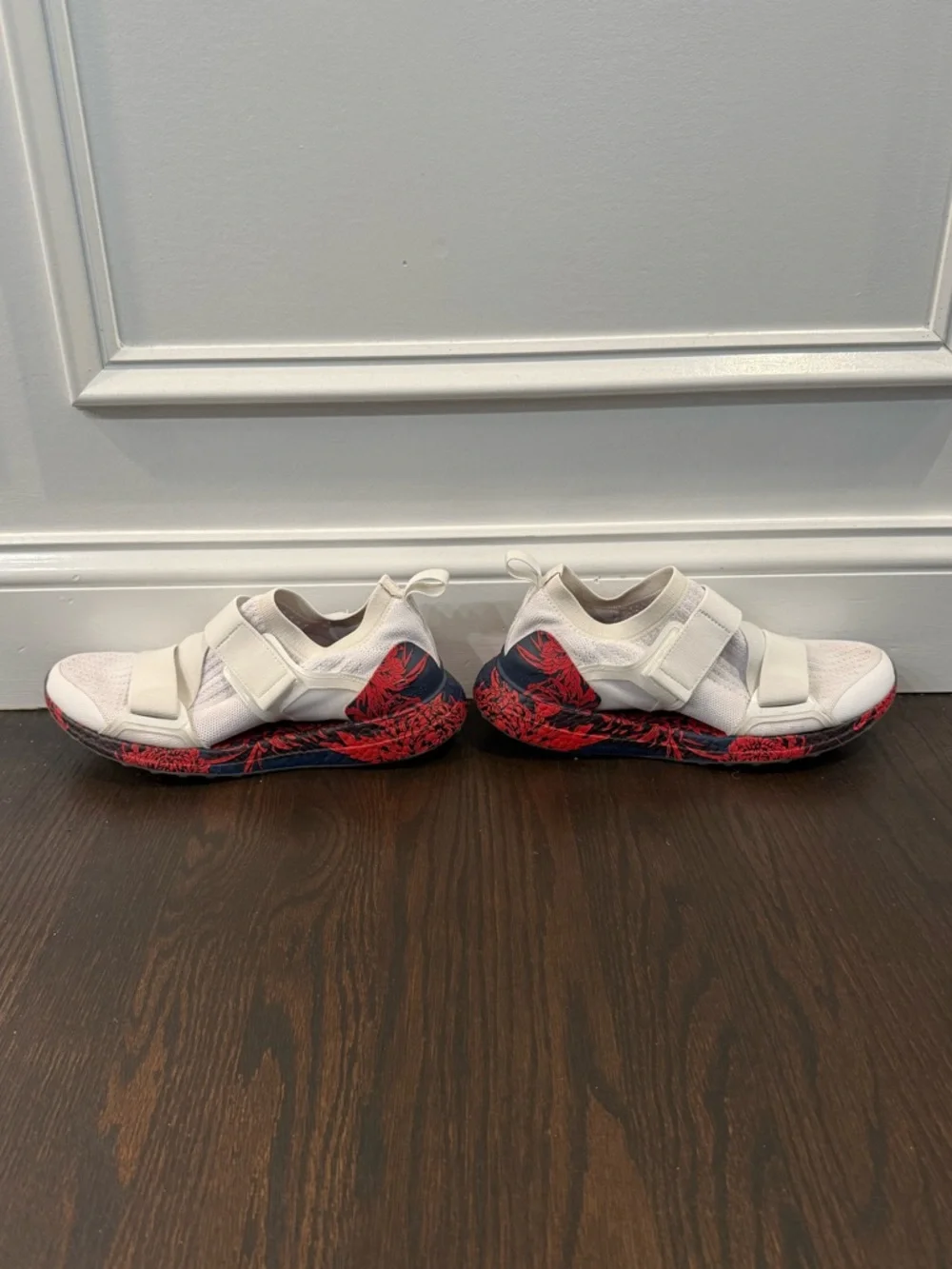 Adidas by Stella McCartney Ultraboost in Floral Print - Picture 6 of 9